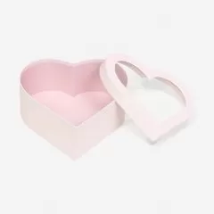 Коробка для сладостей с окном "Сердце" 23,5х21,5х10 см 10541961